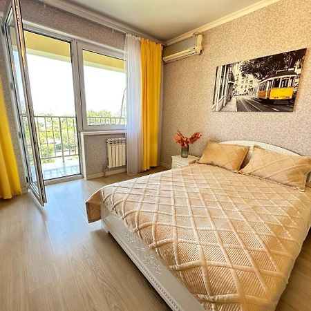 Medinahotelkz, # 63, Вид На Горы, 15 Мин Пешком До Арбата, Halal Almaty Exterior photo
